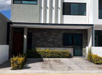Casa de 4 habitaciones, San Juan del Río · Hermosa Casa en Venta, San Juan del Río