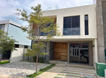 Casa en condominio de 4 habitaciones, Tlajomulco de Zúñiga · Excelente Moderna Residencia en Provenza 4 Rec, 4 Baños Creacion de Barragan Moreno