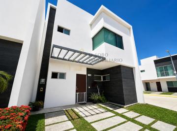 Casa en condominio de 3 habitaciones, Benito Juárez · Casa en Venta Residencial Long Island Privada Kings | Av Huayacán, Cancún