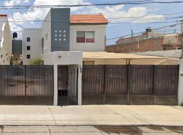 Casa de 3 habitaciones, Aguascalientes · Venta de Casa en Montebello, Aguascalientes.