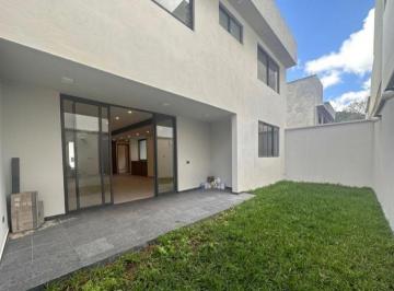 Casa de 4 habitaciones, Xalapa · Casa con 200 m² Terreno, Jardin y 4 Recámaras en Venta en Residencial Paseo de La Reina