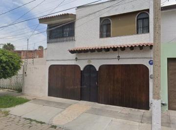 Casa de 4 habitaciones, León · Venta de Casa en Guanajuato Leon de Los Aldama Leon Moderno