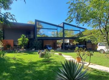 Casa · 400m² · 2 Recámaras · 8 Estacionamientos · Casa Cerca de La Unam Uso Comercial U Habitación