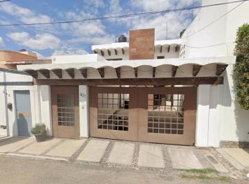 Casa de 3 habitaciones, Corregidora · Venta de Casa en Fraccionamiento Tejeda, Corregidora, Queretaro.