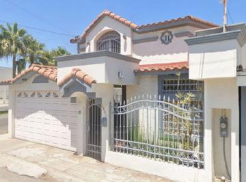 Casa de 5 habitaciones, Tijuana · Casa en Venta en Colonia Altabrisa Tijuana Baja California