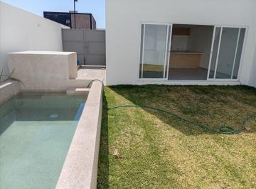 Casa de 3 habitaciones, Cuernavaca · Casa con Alberca Privada Invierte en Cuernavaca