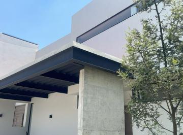 Casa · 3 Recámaras · 3 Estacionamientos · Casa en Venta