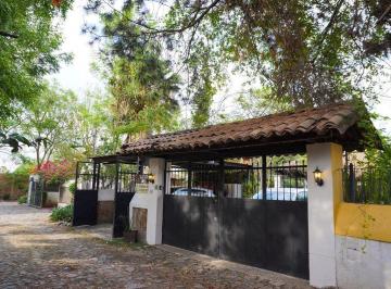 a720ea692374a65642cbf2ddc115133b9d8ef27ccf12aebf7538dc016dc35ad7 · Casa en Venta Estilo Hacienda Cerca de Jardín Real