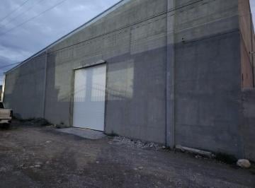 Bodega comercial , Arteaga · Bodega en Renta Camino a Loma Alta, con Mesesanine, 9 m. de Altura, 2 Entradas