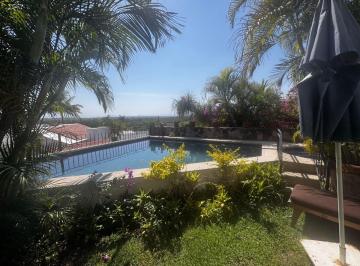Casa de 5 habitaciones, Xochitepec · Casa Privada con 648 m² Superficie de Terreno, en Venta en Colinas de Santa Fe, Xochitepec, Mor.