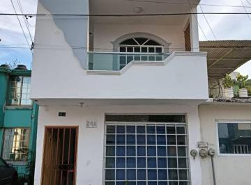 Casa · 3 Recámaras · Casa en Venta | U. H. Coyol – Veracruz, Ver.