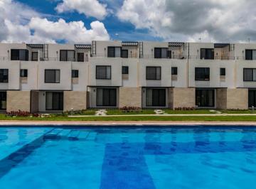 Casa de 3 habitaciones, Xochitepec · Casa en Venta, 3 Recámaras, Alberca en Club de Golf Santa Fe a 15 Minutos de Cuernavaca Morelos