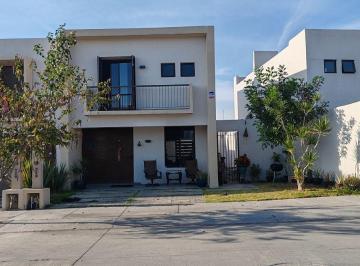 Casa de 3 habitaciones, León · Casa en Venta Arras Norte con Terreno Excedente