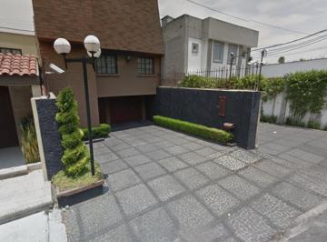 Casa de 4 habitaciones, Alvaro Obregón · Casa en Venta en Ciudad de México Col Jardines del Pedregal