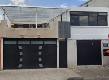 Casa de 3 habitaciones, Morelia · Casa en Venta en Colonia Morelia Centro Morelia Michoacan