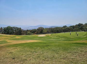 Terreno / Lote , Tlajomulco de Zúñiga · Terreno en Venta con Vista a La Ciudad y a Campo de Golf