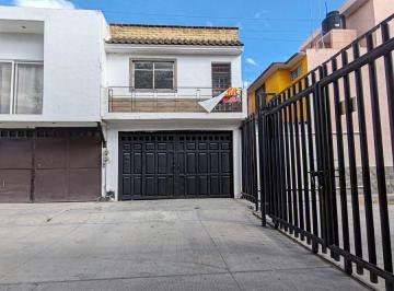Casa de 2 habitaciones, León · Casa en Venta Pradera del Bosque