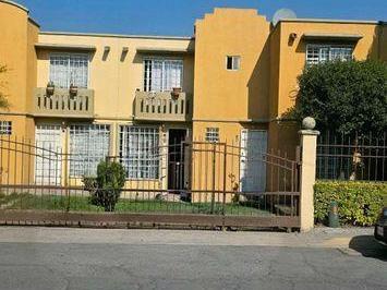 Casa · 57m² · 2 Recámaras · 1 Estacionamiento · Casa en Venta · El Dorado, Tultepec - Jardín Privado Exclusivo · Sin Cuota de Mantenimiento