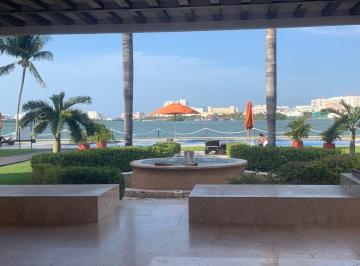 Departamento de 5 habitaciones, Benito Juárez · Penthouse en Venta en Isla Dorada Zona Hotelera Cancún