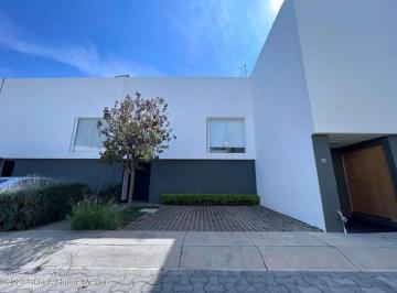 Casa en condominio 205m² Renta Juriquilla · Casa en Renta de 3 Recámaras en Santa Fe, Juriquilla, Querétaro