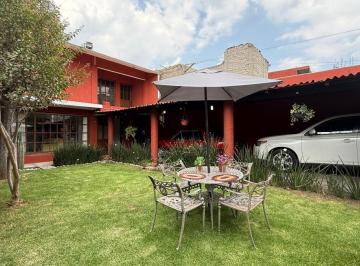 Casa de 3 habitaciones, Tláhuac · Casa en Venta con Gran Jardín y 325 m² de Terreno, Zona Tulyehualco, Col. El Rosario, Tláhuac