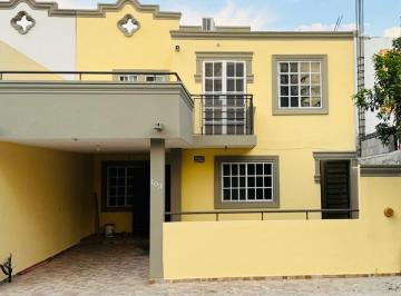 1 · Casa en Renta en Hacienda Santa Fe Apodaca