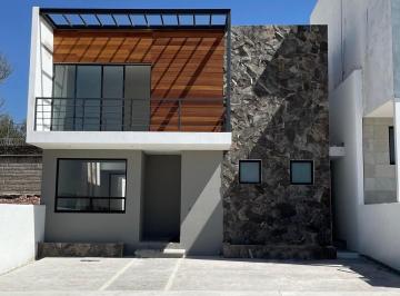 08fec3665d4ccc2101c98588c12b84e4fb14556558892660f80962da5fc0f75e · Lomas de Juriquilla, Querétaro. Casa en Venta