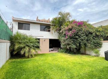 30a28a16b9ada3fa7242a801b84118acbdeed5814802c2a5a63a5d6abb795f2a · Venta Casa Col. Carretas Frente Al Parque