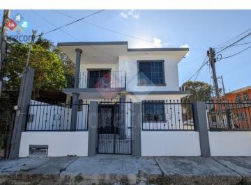 Casa · 187m² · 3 Recámaras · 2 Estacionamientos · Casa en Venta en Miramar Altamira