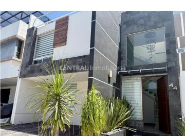 fachada · Casa en Venta Parque Yucatán Lomas de Angelópolis