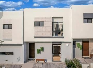Casa en condominio · 125m² · 3 Recámaras · 2 Estacionamientos · Casa en Condominio - Zarú