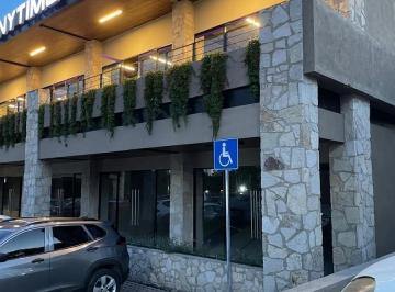 Local comercial · 130m² · Renta Local 12 – Plaza Real de Juriquilla, Querétaro