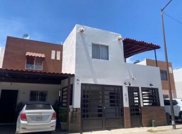Casa · 3 Recámaras · 1 Estacionamiento · Casa en Renta en Fraccionamiento San Marcos