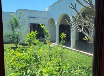 de72e2b1003f044bccdc43147c49dbb0db64820ea8a668e0bd991640bdc26a0e · Renta de Casa de Una Planta en El Norte de Merida