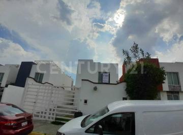 Casa · 120m² · 3 Recámaras · 2 Estacionamientos · Casa en Condominio en Venta en Urbano Bonanza, Metepec, Estado de México