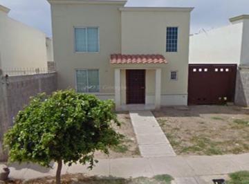 Casa de 3 habitaciones, Culiacán · Venta de Casa en Culiacan