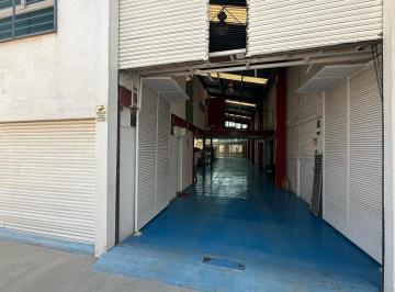 Oficina · 350m² · 6 Estacionamientos · Bodega con Oficinas Base Aerea