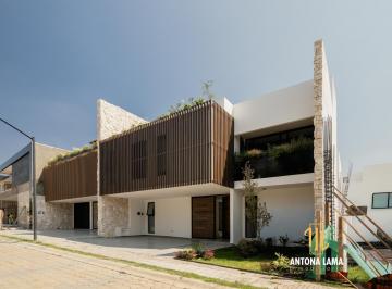 Casa · 325m² · 4 Recámaras · 2 Estacionamientos · Casa en Venta en Parque Sofía, Lomas de Angelópolis II, Puebla