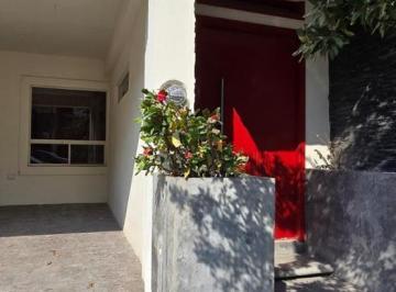 Casa · 160m² · 3 Recámaras · 3 Estacionamientos · Renta Colina de Anahuac San Nicolas