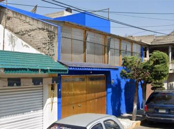 Casa de 3 habitaciones, Iztapalapa · Venta de Casa en Iztapalapa