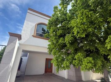 Casa de 3 habitaciones, Saltillo · Casa en Renta Villa de San Sebastian