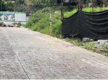 Terreno / Lote 216m² Venta Lomas de Cortes · Terreno en Privada con Instalaciones Ocultas, Zona Norte - Lomas de Cortes, Cuernavaca