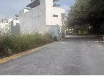 Terreno / Lote , Cuernavaca · Terreno de 212 m² en Fraccionamiento con Vigilancia, Zona Sur - Cuernavaca