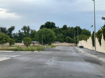 Terreno / Lote · 205m² · Terreno en La Aurora