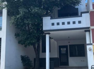 Casa de 3 habitaciones, Monterrey · Casa en Privada en Real de Cumbres