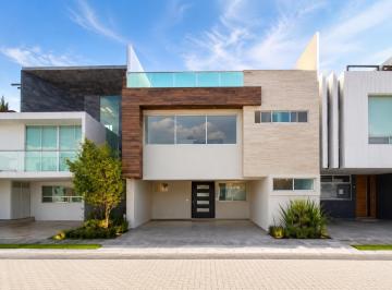 Casa · 288m² · 3 Recámaras · 2 Estacionamientos · Casa - San Pedro Cholula
