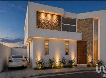 Casa · 199m² · 3 Recámaras · 2 Estacionamientos · Casa en Venta Haras Acadius Cedro Farasi 113 (Entrega en Junio)
