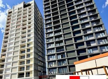 Departamento de 1 habitación, León · Estrena Depa Amueblado en Renta en Zona Norte Leon. Esquina de Plaza Mayor. Gimnasio, Alberca y Mas!