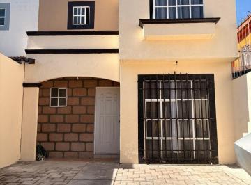 Casa de 3 habitaciones, Toluca · Casa en Privada en Hacienda del Valle II