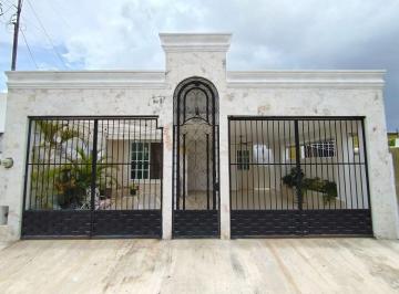 Casa de 3 habitaciones, Mérida · Casa en Venta en Fraccionamiento Residencial Pensiones